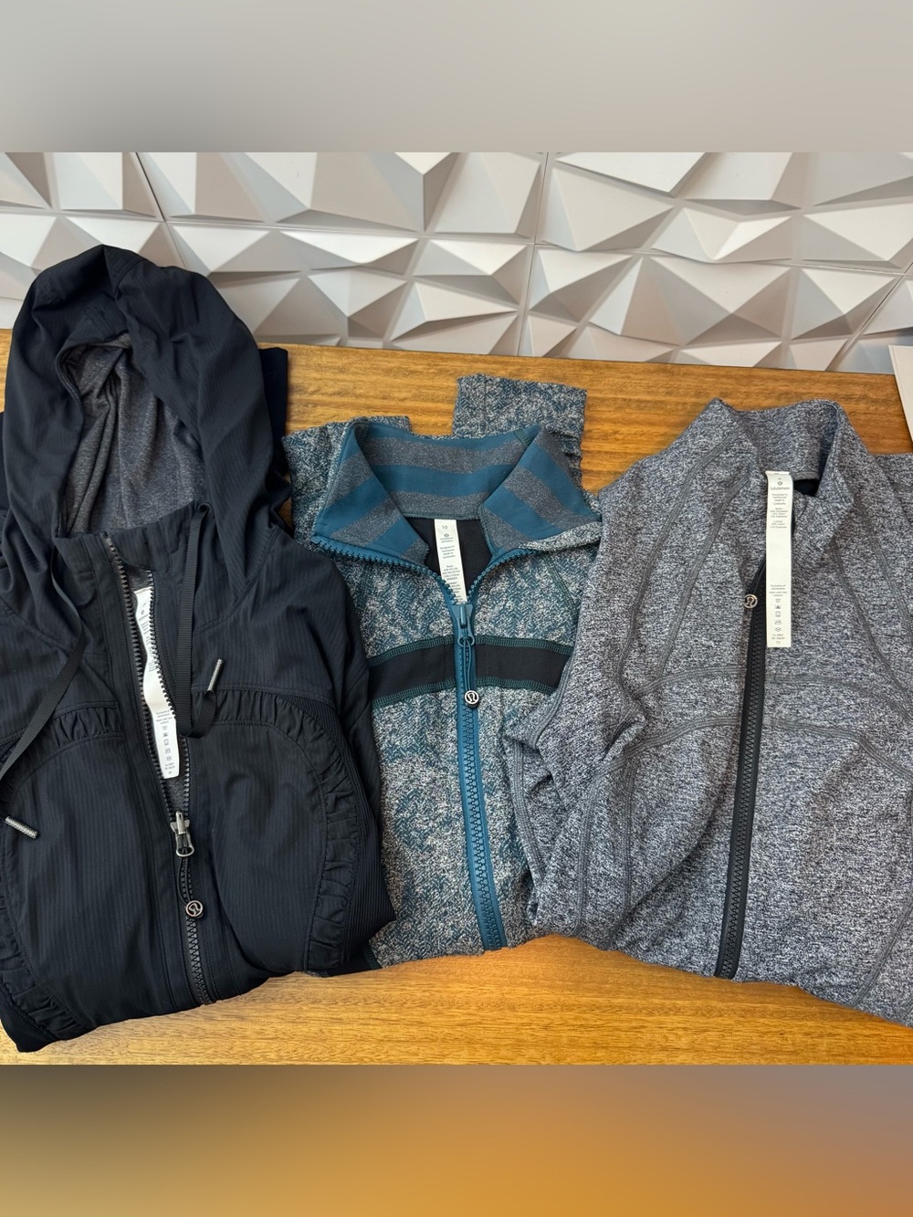 Bundle lululemon Define Black and Charcoal Zip Jackets (3-Pack) Size 10